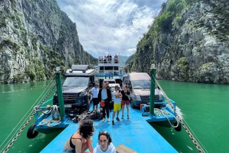 Rozafa Ferry Koman Lake
